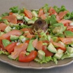 Salade printanière avocat saumon et artichauts © par Fanny GRW - Recettes d'ici et d'ailleurs