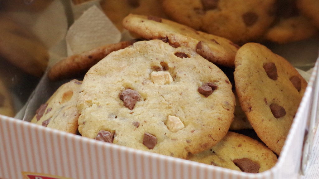 Cookies aux deux chocolats - Cuisine américaine © par Fanny GRW - Recettes d'ici et d'ailleurs