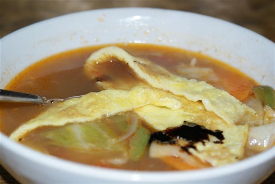 thentuk soup ou soupe thentuk - recette tibétaine © par Fanny GRW - Recettes d'ici et d'ailleurs