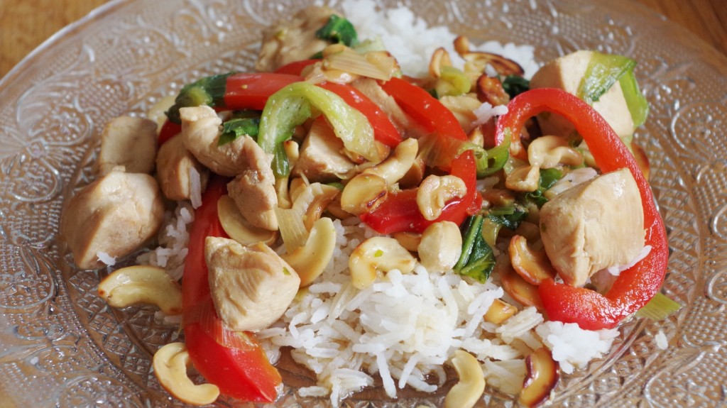 poulet aux noix de cajou - cuisine thaï © par Fanny GRW - Recettes d'ici et d'ailleurs