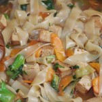 Nouilles sautées à la sauce huître Pad siewe - Cuisine thaï © par Fanny GRW - Recettes d'ici et d'ailleurs