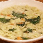 Bouillon de ravioles aux pousses d'épinards © Recettes d'ici et d'ailleurs