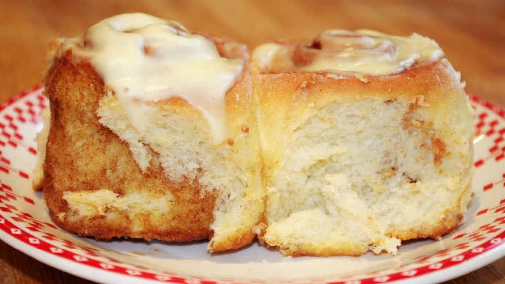 Cinnamon Rolls - Cuisine américaine © Recettes d'ici et d'ailleurs