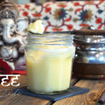Pot de ghee ou beurre clarifié en français - Recette indienne © Balico and co
